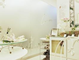 フットケアなら フット専門店ロワ 巻き爪 角質ケア 魚の目ケ