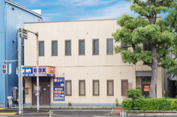 ハローストレージ青戸1｜屋内型トランクルーム