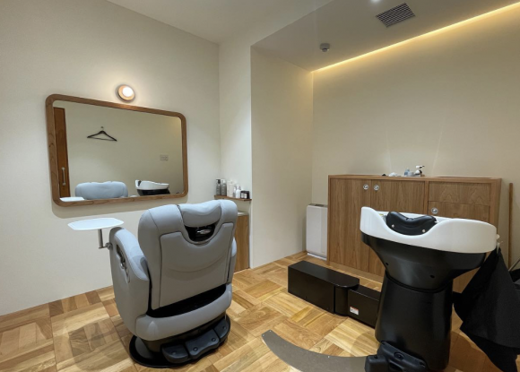 grus 新御徒町店